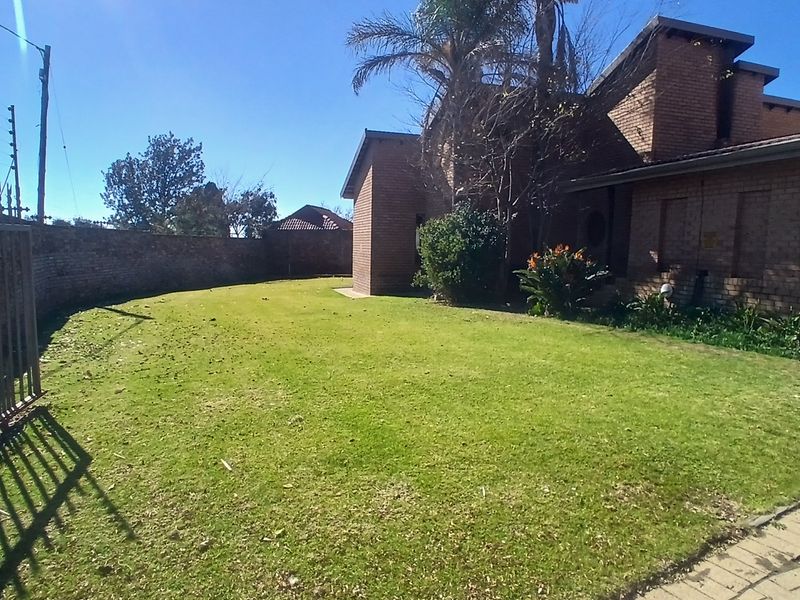 Property for Sale - Photo 2