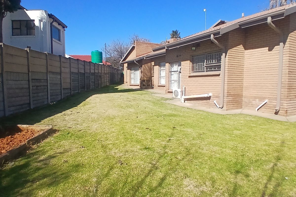 Property for Sale - Photo 3