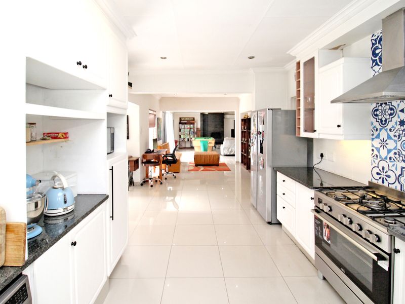 Single story easy living! - Photo 5