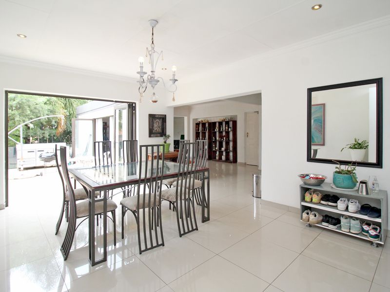 Single story easy living! - Photo 9