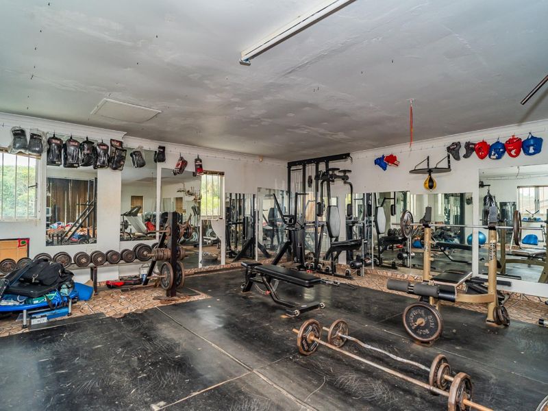 🏡 Beautiful Family Home for Sale in Prime Athol Heights Location - Photo 10