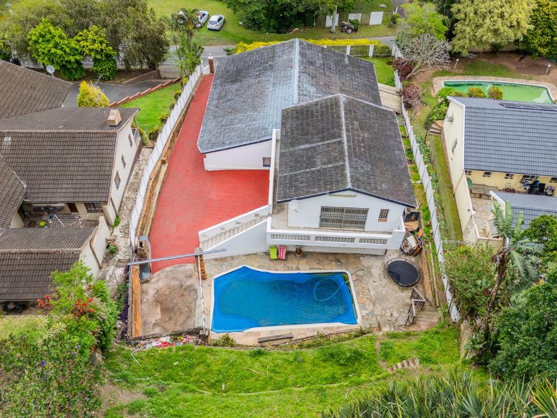 🏡 Beautiful Family Home for Sale in Prime Athol Heights Location - Photo 2