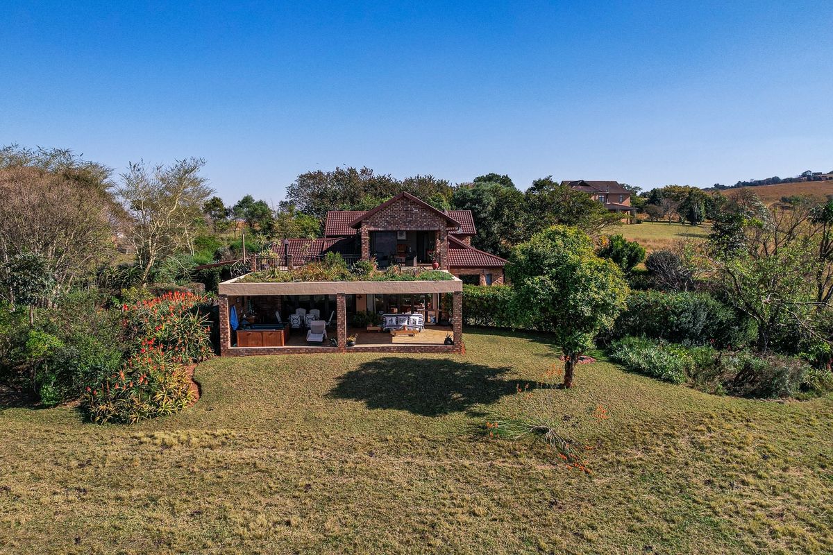 Exquisite 4-Bedroom Home in KwaWula Game Estate, Howick - Photo 4