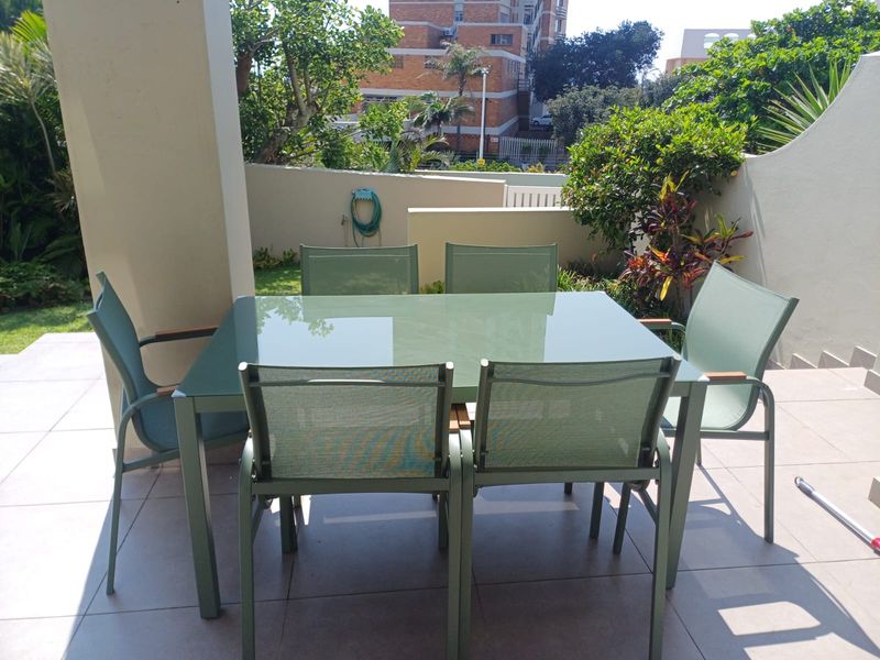GROUND FLOOR APARTMENT WITH HOLIDAY RENTALS - Photo 4