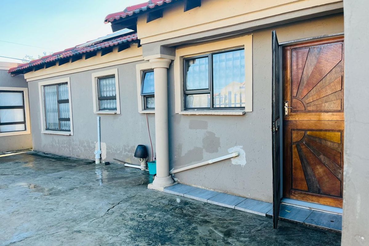 Freehold For Sale In Secunda - Photo 5