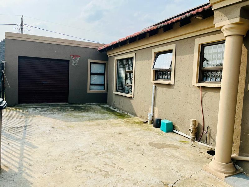 Freehold For Sale In Secunda - Photo 6