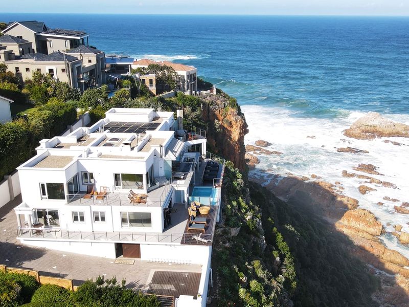 Award-Winning 5-Star Boutique Hotel on Knysna’s Iconic Eastern Heads - Photo 2