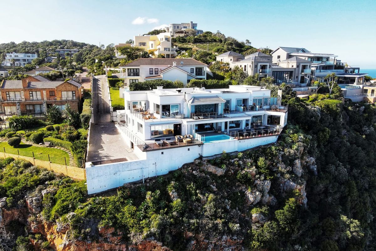 Award-Winning 5-Star Boutique Hotel on Knysna’s Iconic Eastern Heads - Photo 3