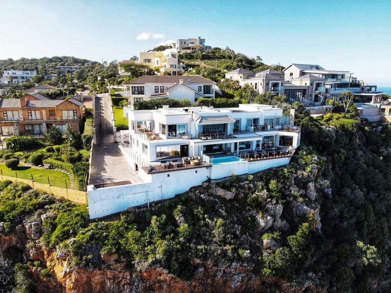 Award-Winning 5-Star Boutique Hotel on Knysna’s Iconic Eastern Heads - Photo 3