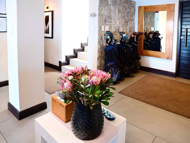 Award-Winning 5-Star Boutique Hotel on Knysna’s Iconic Eastern Heads - Photo 10