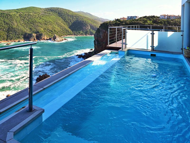 Award-Winning 5-Star Boutique Hotel on Knysna’s Iconic Eastern Heads - Photo 9