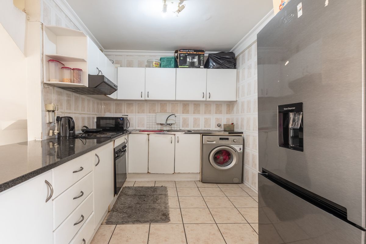 The Ultimate Lock-Up-and-Go in Parklands Central - Photo 3