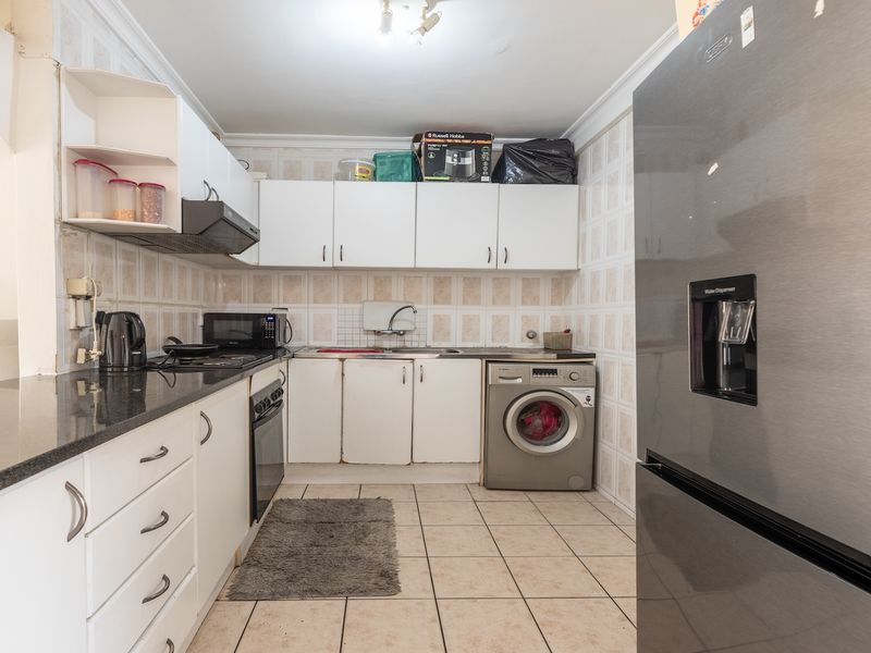 The Ultimate Lock-Up-and-Go in Parklands Central - Photo 3