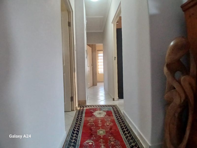 3 Bedroom 2 Bathroom House in Umlele Heights, Kidds Beach - Photo 6