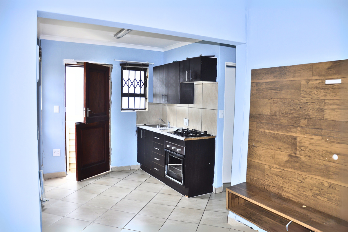 Cute Cottagey and Immaculate – a “Home to call your own” today!! - Photo 4