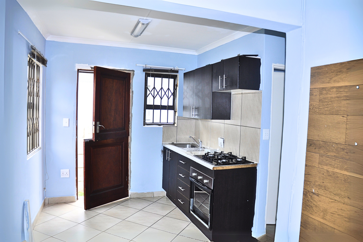 Cute Cottagey and Immaculate – a “Home to call your own” today!! - Photo 3