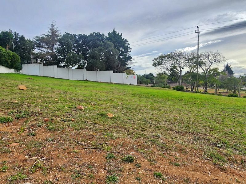 Prime Elevated Corner Stand - Photo 3