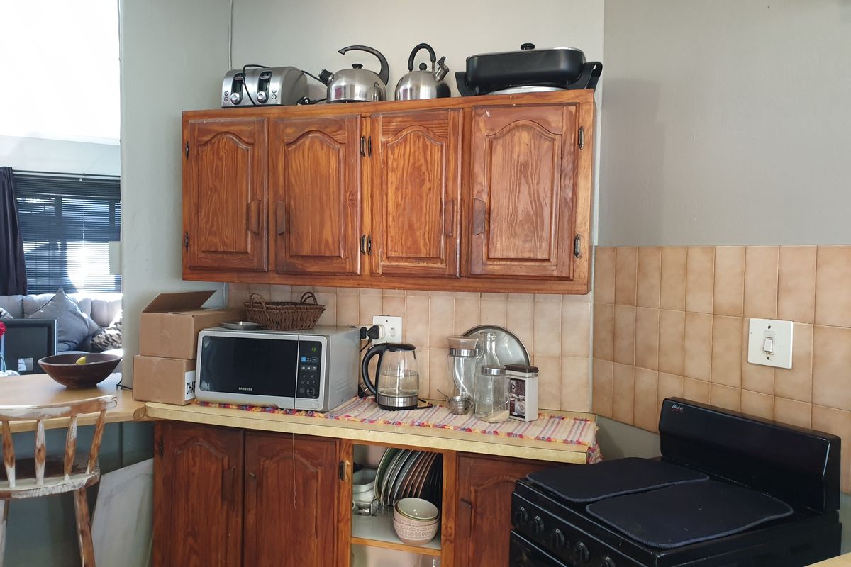 Cozy Home, Endless Possibilities - Photo 5