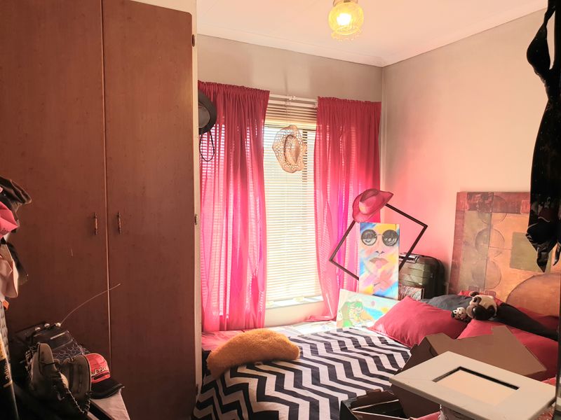 Cozy Home, Endless Possibilities - Photo 6