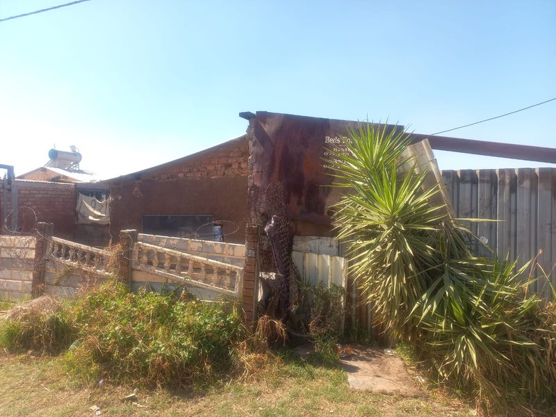 2 Bedroom House for Sale - Photo 5