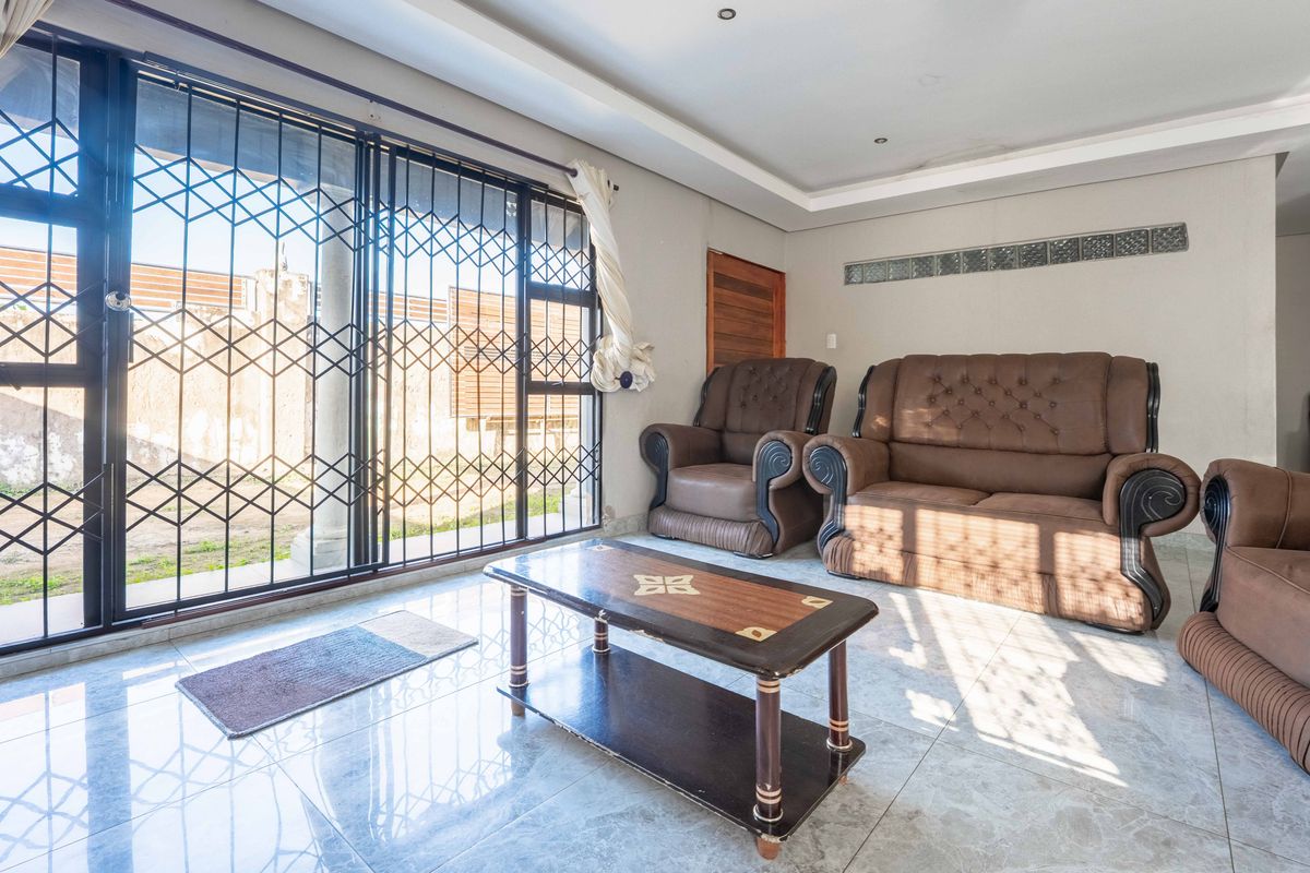 3-Bedroom Home for Sale in uMlazi G Section - Photo 4