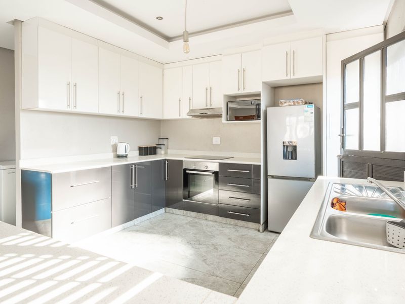 3-Bedroom Home for Sale in uMlazi G Section - Photo 8