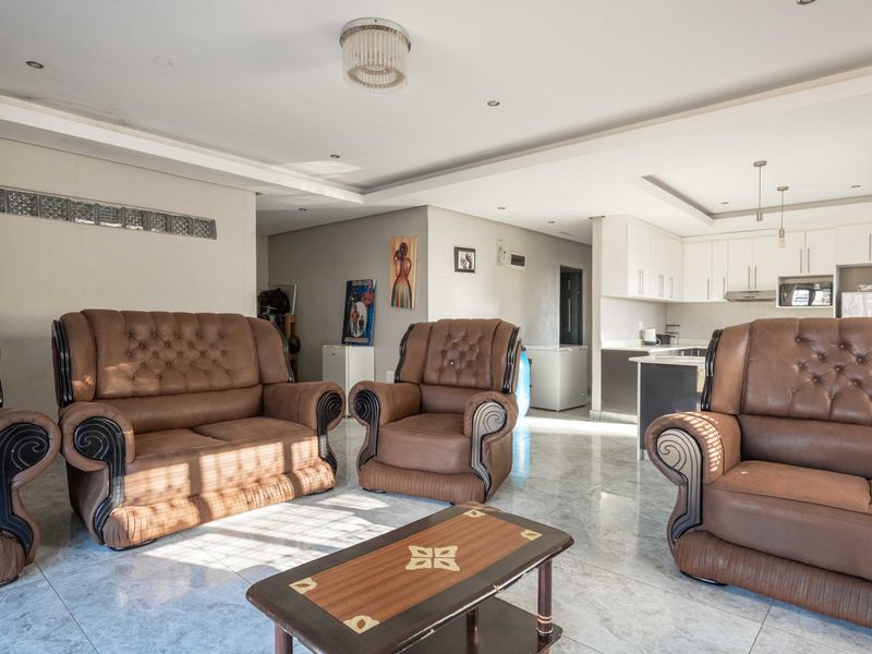 3-Bedroom Home for Sale in uMlazi G Section - Photo 6