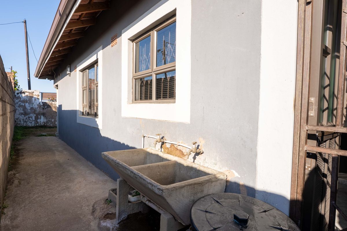 3-Bedroom Home for Sale in uMlazi G Section - Photo 3