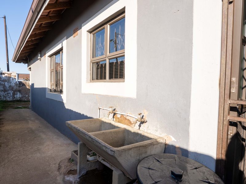 3-Bedroom Home for Sale in uMlazi G Section - Photo 3