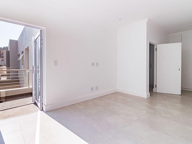 Brand new home for sale Sandton—ideal for modern family living - Photo 10