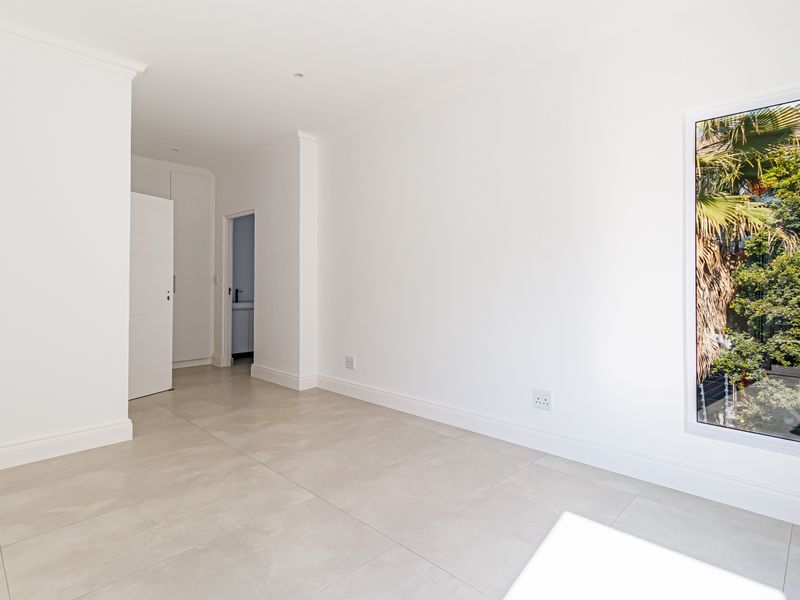 Brand new home for sale Sandton—ideal for modern family living - Photo 9