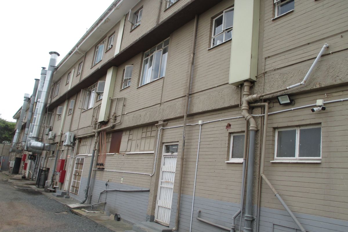 Cozy 1 bedroom Flatlet for sale in the very popular Moot area - Photo 4