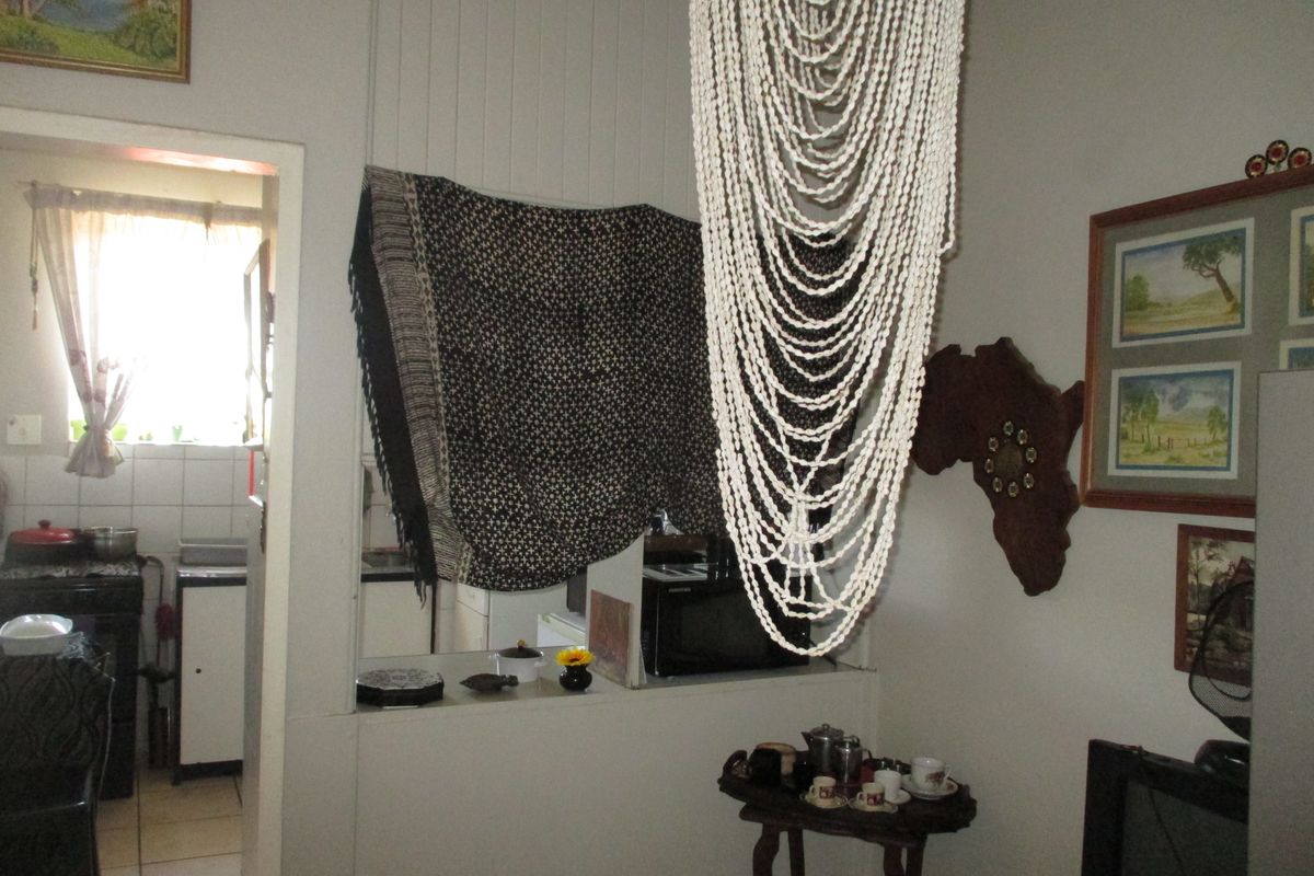 Cozy 1 bedroom Flatlet for sale in the very popular Moot area - Photo 5