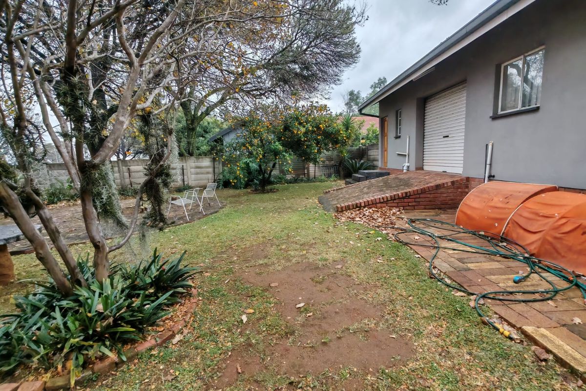 5 Bedroom House for Sale in Vanderbijlpark SW5 - Photo 3