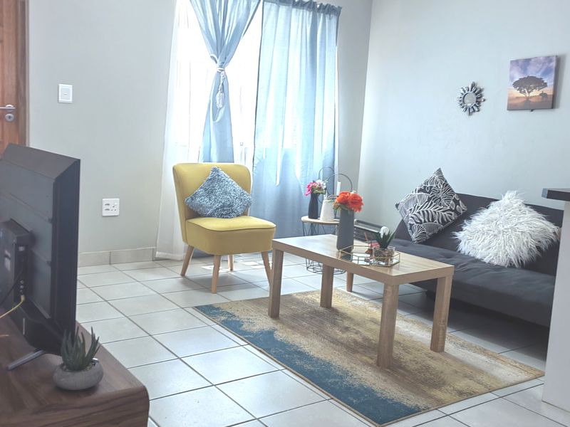 Modern 2-Bedroom Duplex in Secure Gated Estate - Photo 3