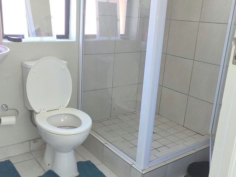 Modern 2-Bedroom Duplex in Secure Gated Estate - Photo 10