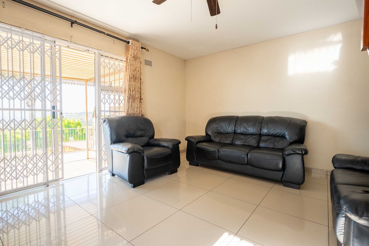 Peaceful 2-Bedroom Home with Distance Sea View – Lotus Park, Isipingo - Photo 4