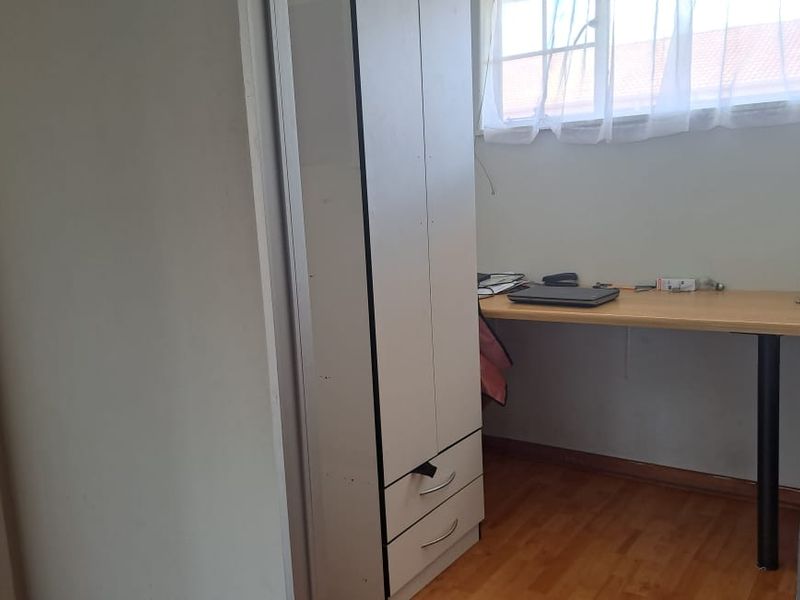 1 Bedroom Flat for Sale - Photo 9