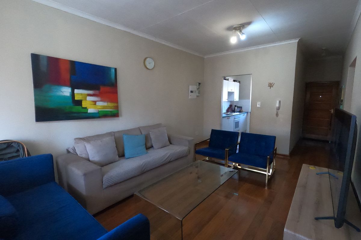 Charming Apartment for Sale in Vorna Valley, Midrand - Photo 3