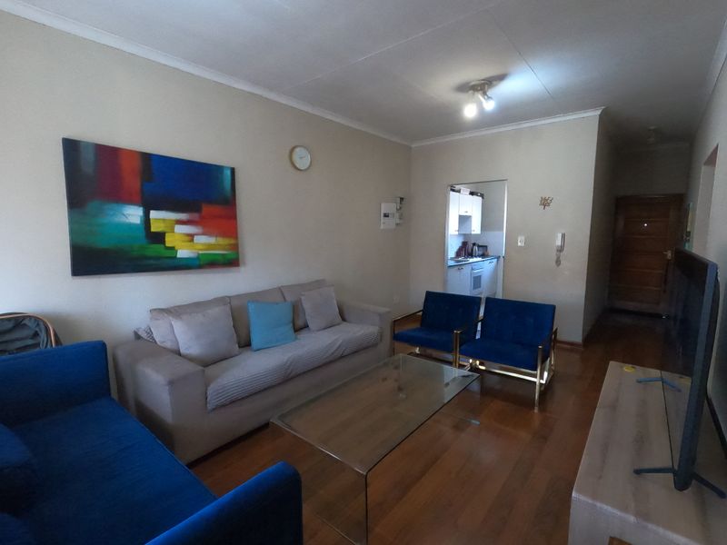 Charming Apartment for Sale in Vorna Valley, Midrand - Photo 3