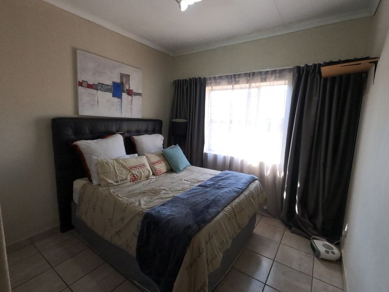 Charming Apartment for Sale in Vorna Valley, Midrand - Photo 5