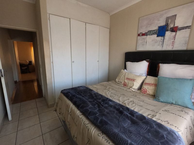 Charming Apartment for Sale in Vorna Valley, Midrand - Photo 6