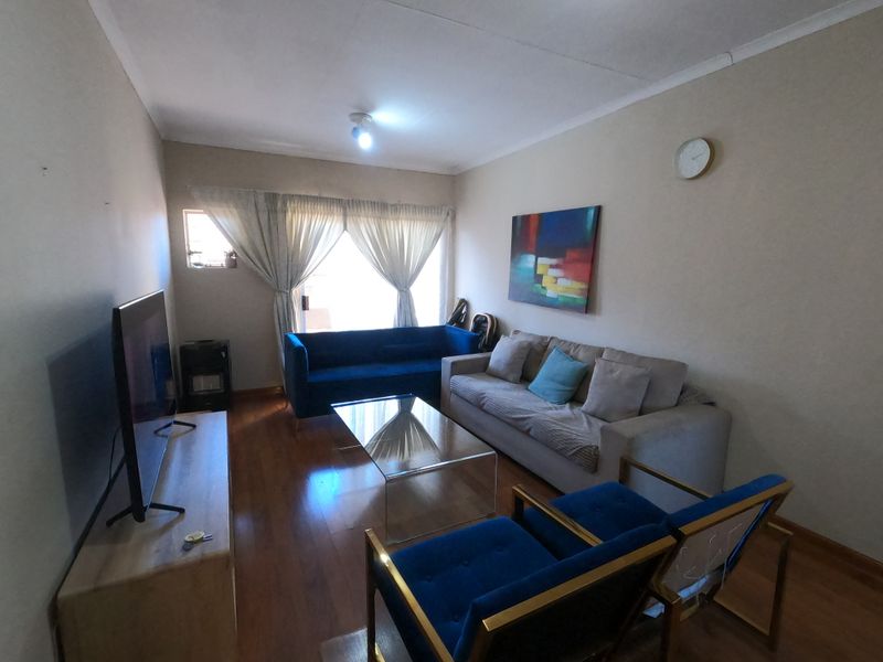 Charming Apartment for Sale in Vorna Valley, Midrand - Photo 4