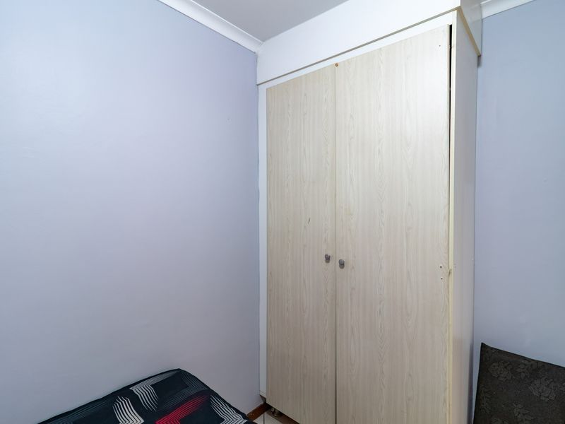 2 Bed and 1 Bath - First Floor - Photo 9