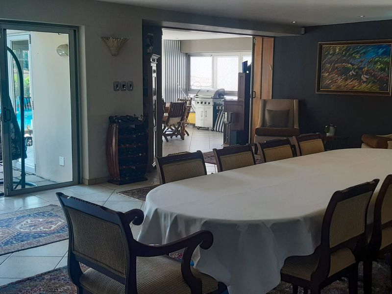 Sensational furnished  DIPLOMATIC Masterpiece with breathtaking views - Photo 6