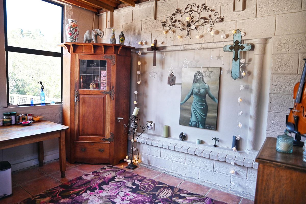 Secluded forest retreat with everything you need! - Photo 4