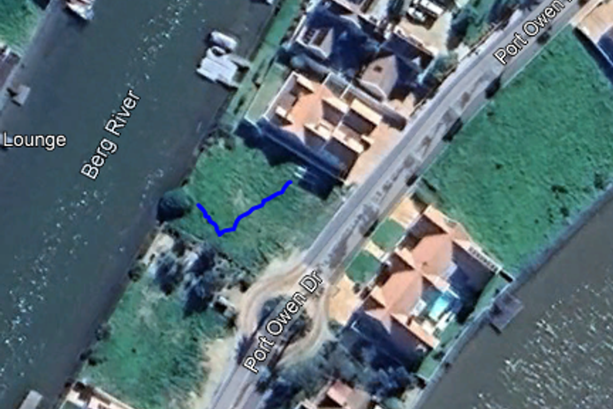 Prime 959 sqm plot in Port Owen - Photo 2