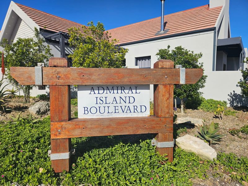 Prime 959 sqm plot in Port Owen - Photo 3