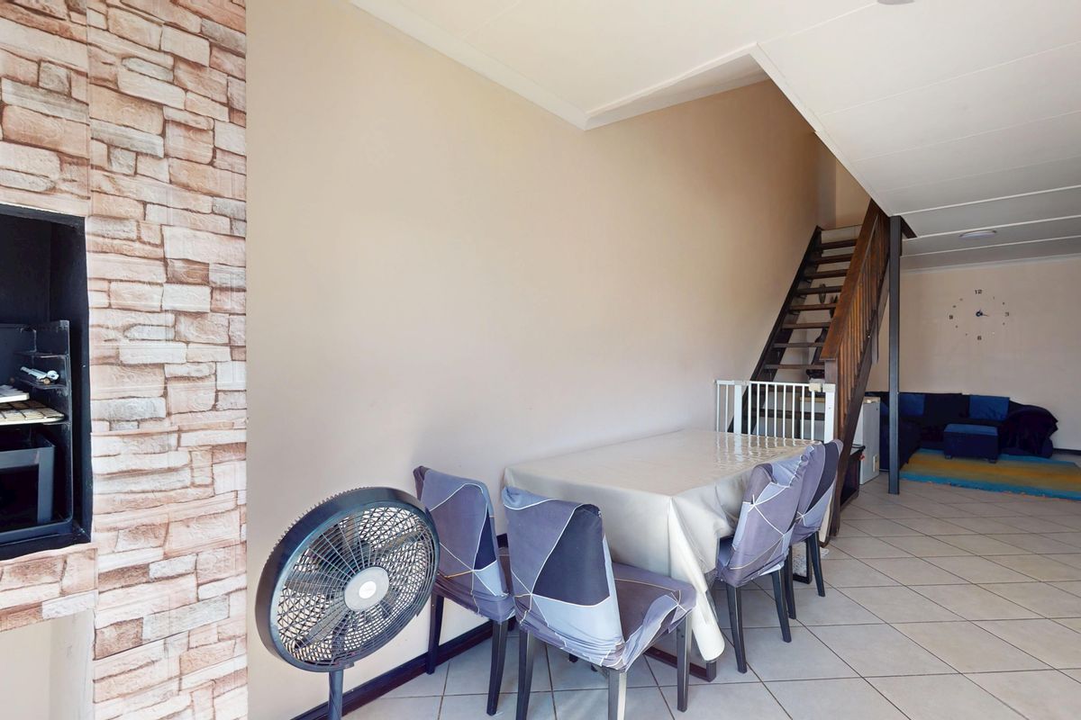 Modern, Secure & Energy-Savvy 3-Bedroom Home in Prime Location - Photo 4