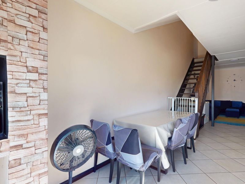 Modern, Secure & Energy-Savvy 3-Bedroom Home in Prime Location - Photo 4